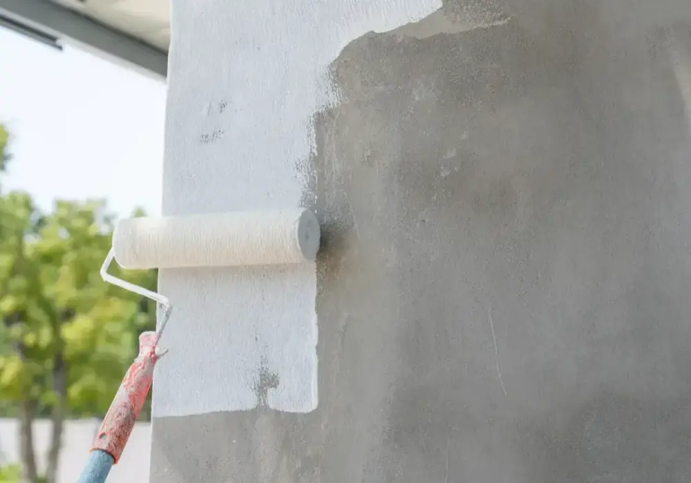 Malowanie posadzki betonowej - Jak zrobić to trwale i bez błędów?