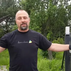 Jaki smar do bramy przesuwnej? Odkryj najlepsze produkty i porady