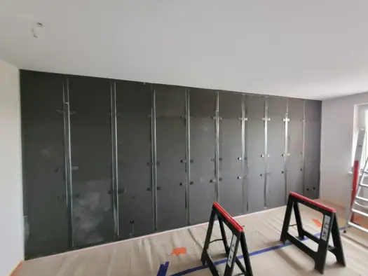 Wyciszenie ściany - Jakie materiały działają i jak uniknąć błędów?
