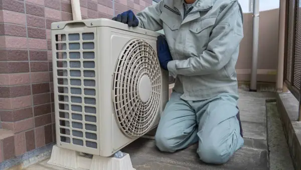 Klimatyzacja w bloku - Jak uzyskać zgodę i ile kosztuje montaż?