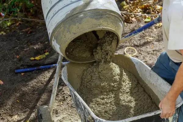 Proporcje betonu - Jak przygotować trwałą mieszankę bez błędów?