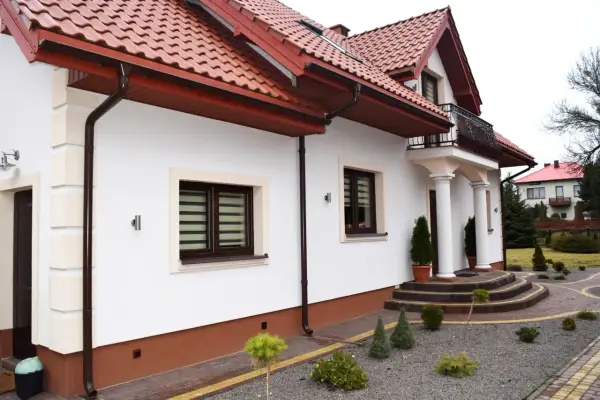 Cokół na elewacji - Co wybrać? Porównanie materiałów i częste błędy